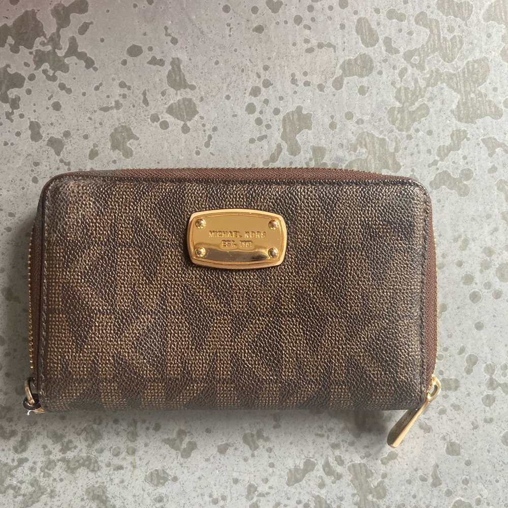 MK wallet